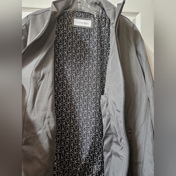 Calvin Klein Men's Jacket - Picture 6 of 9